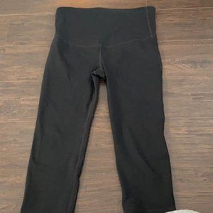 Gap Fit Maternity Blackout Technology Crops Black Leggings